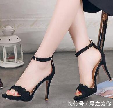 细高跟 细跟高跟鞋,提升女人优雅的气息,看着养眼!