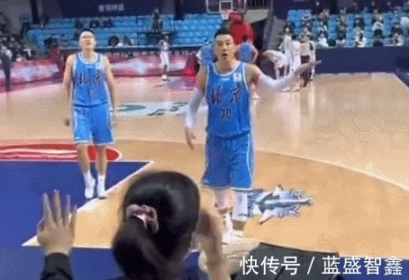 姚明|求问跟翟晓川对骂的女记者,是什么来头和姚明王治郅称兄道弟!