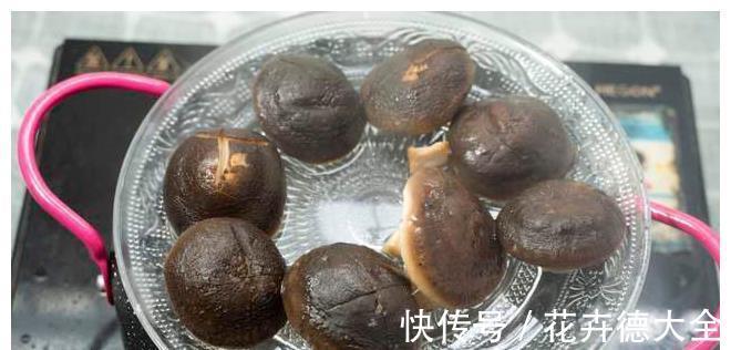 金针菇|宁可十天不吃肉，不可一日不食菌！8道菌类菜肴，荤素都有，收藏