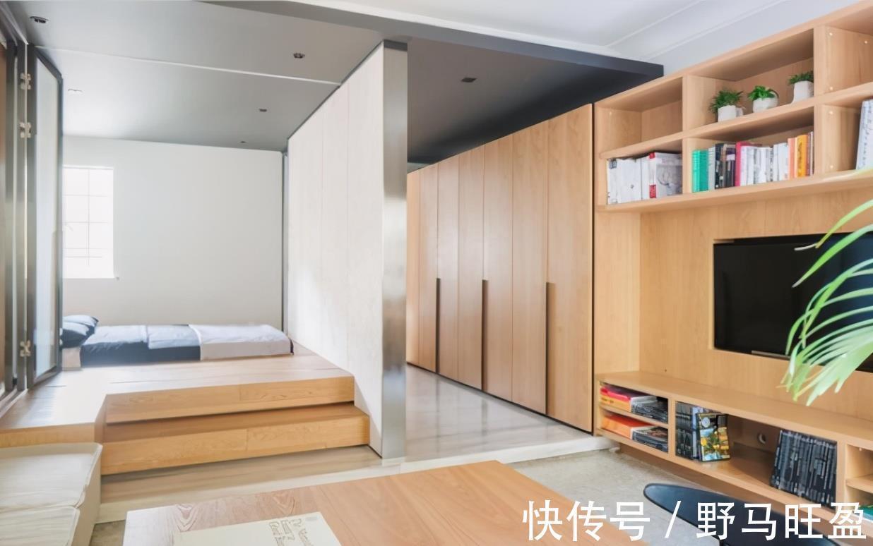 抬高地面30公分,上方厨房下方客餐厅,一个