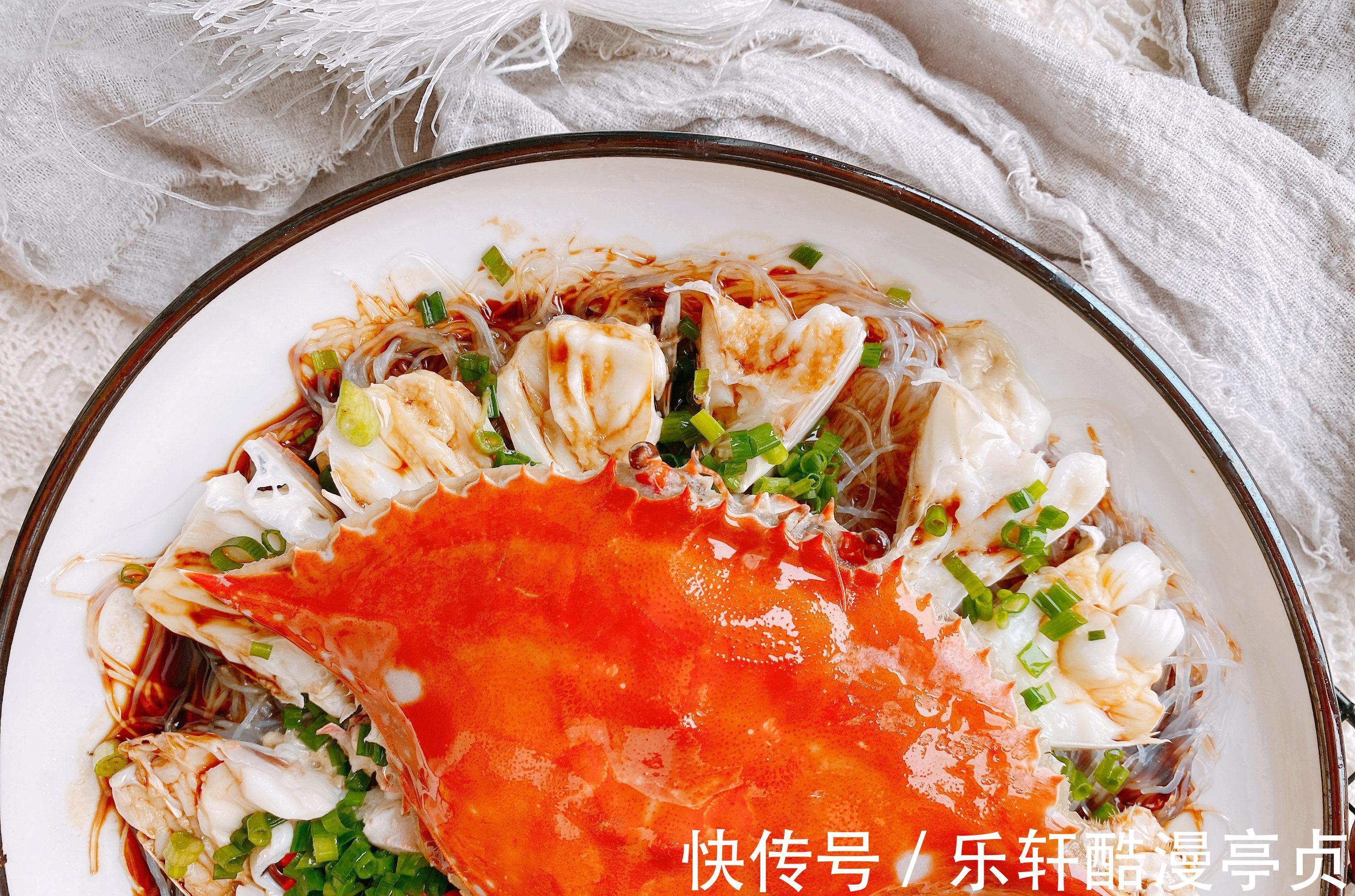 葱油梭子蟹|江浙沪时令菜“葱油梭子蟹”，掌握2点，肉质细嫩，鲜得掉眉毛