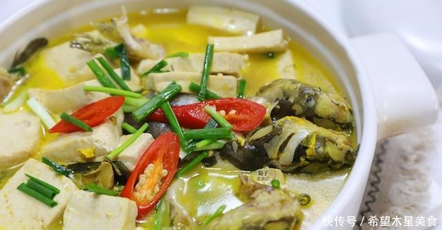 黄骨鱼焖豆腐如何做得好吃注意这3点,肉嫩汤鲜,暖身又暖胃