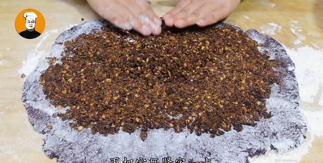 黑米别熬粥了,教你养生新吃法,加一碗红豆,香甜又松软