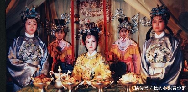 元春入选的原因,暗示了她入宫伺候谁,以及她为何封妃和枉死!