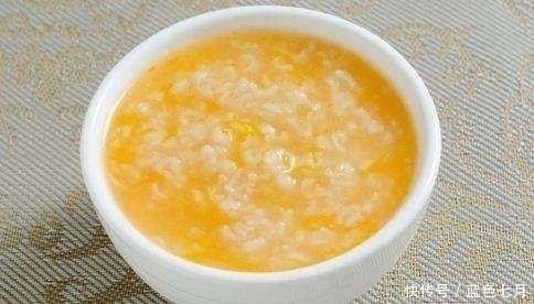 女人|小米粥遇上它，大肚子没了，失眠好了女人不想满脸皱纹，可以试