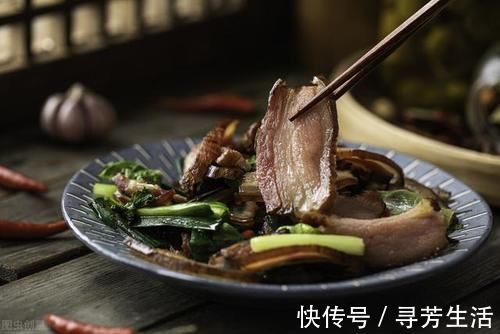 腌腊肉别只会抹盐,掌握3个要点,腊肉更香更入味,也不怕发霉