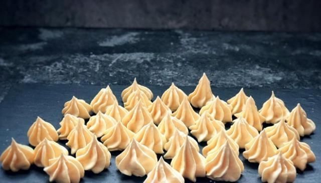 早已|只有80后才吃过得5种零食,现在早已停产,当时有钱都吃不到