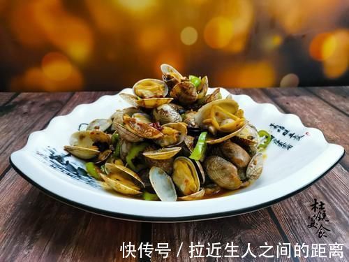 郫县豆瓣酱|麻辣花蛤,加水炒就错了,多加1小步,花蛤个个开口肉质还肥嫩