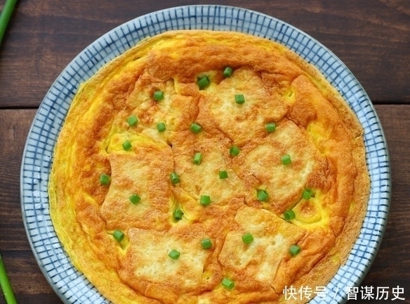 当豆腐遇上鸡蛋,美味可口,营养翻倍,5分钟就能上桌