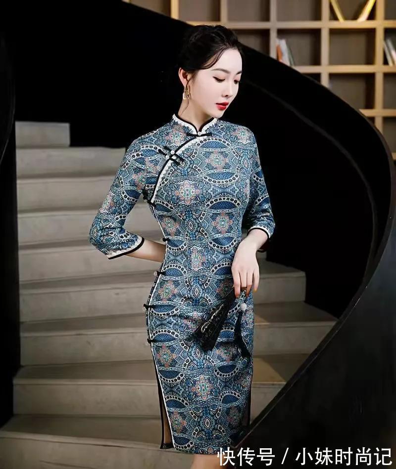 中国女性|美丽的中国旗袍,漂亮的小家碧玉!它的柔美青春无不令人瞩目!