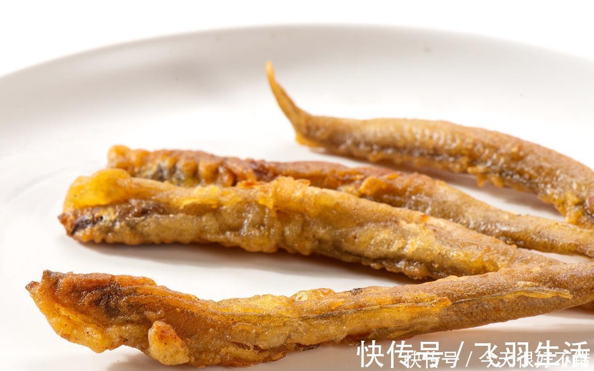 酥脆|炸小黄鱼，别再放面粉了，试试我这种做法，凉了也是酥酥脆脆的