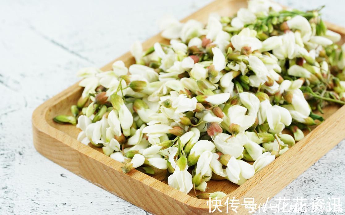 鲜槐花|又到了吃槐花的季节,教你2个保存技巧,一年四季都能吃到鲜槐花