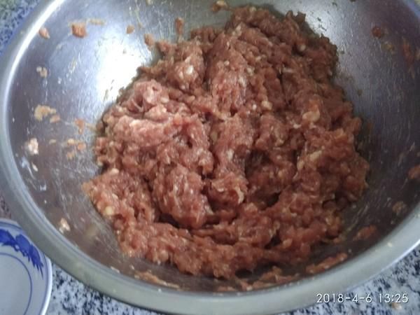 鲜嫩|煮饺子时,万万不可水开就下锅,多加这1步,饺子鲜嫩不破皮
