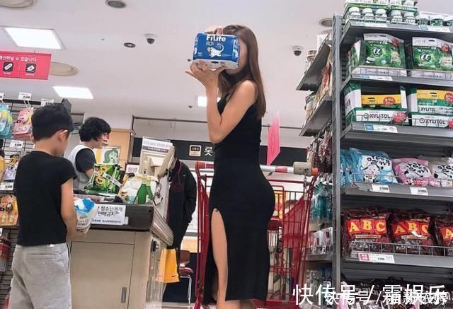 宝妈|“你家孩子偷了东西,不信搜身”,宝妈一句话,工作人员立刻放行