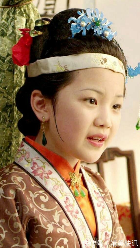 贾宝玉!晴雯被赶走,王夫人并不冷血无情,你看晴雯犯了贾家的什么大忌