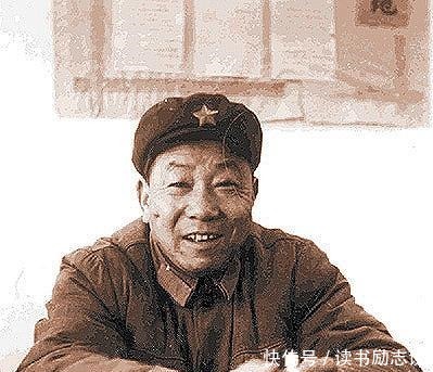 对决|中美王牌狙击手对决张桃芳对战美“幽灵”狙击手，敌人闻风丧胆