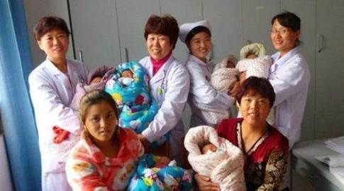 宝宝|孕妈怀胎12个月,肚子大如气球,宝宝出生后,吓坏医生和护士