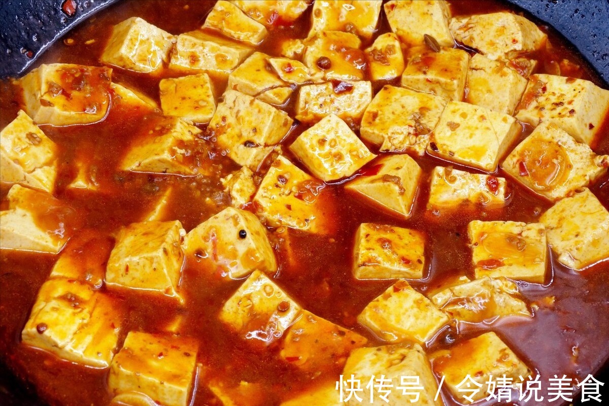 麻婆豆腐总是容易碎，大厨分享一妙招，出锅香嫩入味，不散也不碎