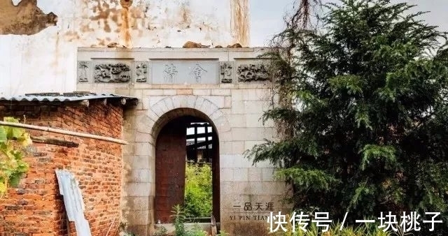 惋惜|福建三明发现一个巨无霸土堡，只可惜到处断壁残垣，实在令人惋惜