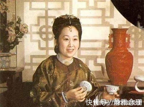 香菱|薛姨妈一向慈悲待人,为何夏金桂祸乱薛家,她却狠心要卖掉香菱?