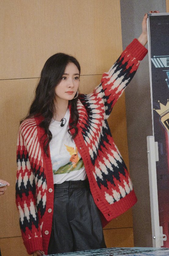 轻韩式穿搭大合集来啦，多种私服风格轻松掌握，妥妥成为时髦精