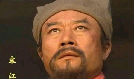 梁山泊$其实晁盖临终前,最希望此人当梁山泊老大,谁知半路被宋江截胡了