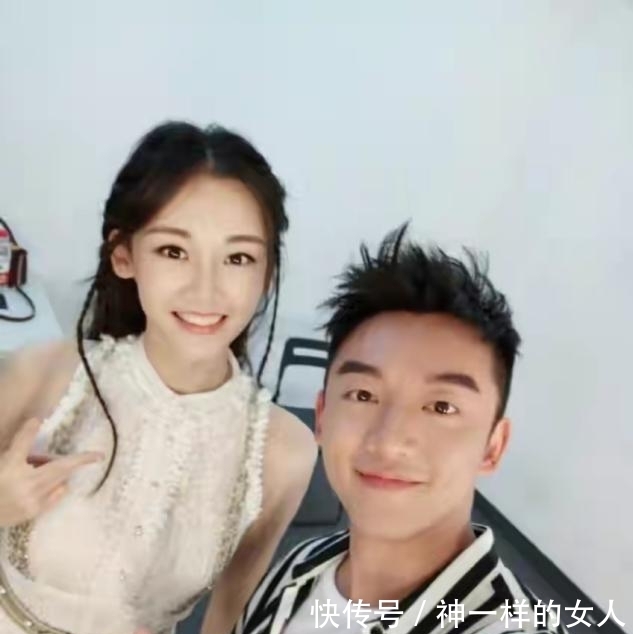跑男|郑恺苗苗好甜,夫妻二人同上综艺,CP都快要磕疯了!