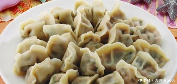 韭菜馅饺子,最好不要放两种调料,不仅不能调香还会变难吃