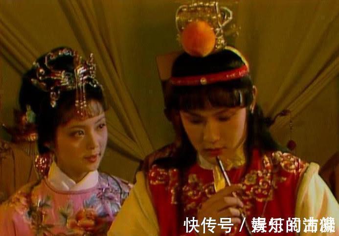 贾宝玉$红楼梦:元春不可能支持宝玉娶宝钗,端午赐礼的猫腻儿藏在礼单中