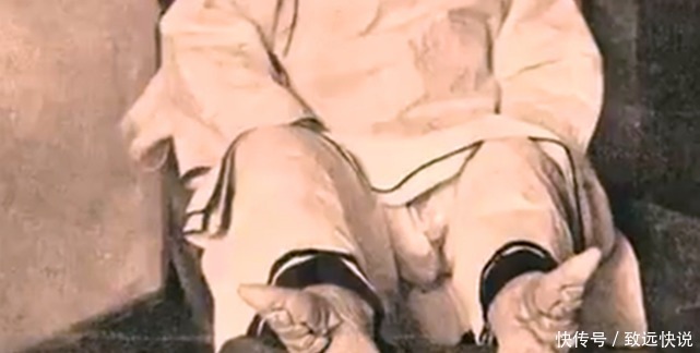 三寸金莲|古代的裹脚是陋习,为何令人趋之若鹜?康熙诏禁也不能废除