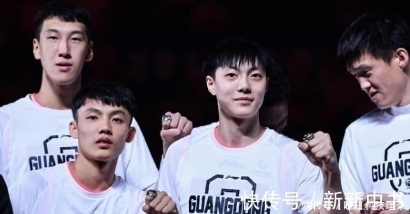 郭士强|男篮3大年轻的主力崛起!32岁周鹏带队迎首胜,杜峰看人很准确?
