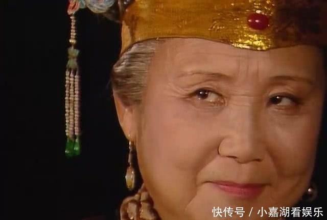 【草丁图书馆】贾母安排惜春画园,为何交待要把人给画进去?背后原因让人感动