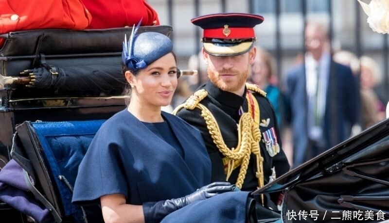 二胎|梅根不坐月子,产后一周就遛狗。哈里当暖心老公,为梅根榨果汁