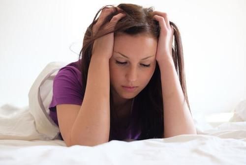 经血|女人出现这4个不适时,或是“大姨妈”要远离了,提前做好准备