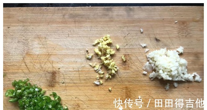 青椒|这菜是“脂肪收割机”,刮油脂清肠道,隔三差五吃,瘦出小蛮腰!