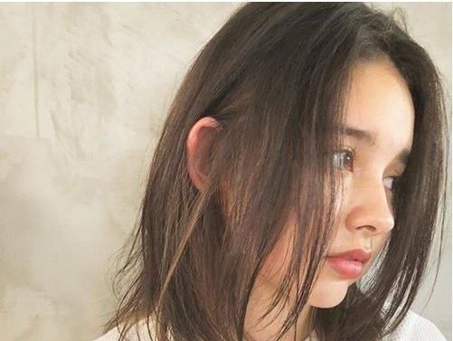 大头 头大女孩都在想留什么发型显脸小,女孩子大脸大头需要发型拯救