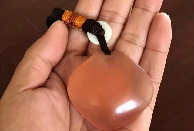 青鱼的“悲哀”：衔着宝石的明星鱼，却因野蛮生长而沦为“废柴”