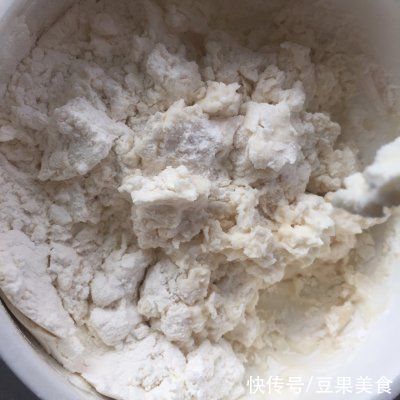 大厨|跟饭店大厨学的梅干菜生煎包的做法，果然好吃到没朋友