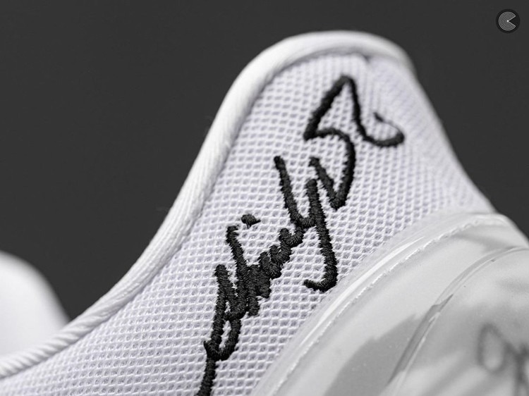 国产品牌&刺绣涂鸦够吸睛!「林书豪一代」全新实物释出