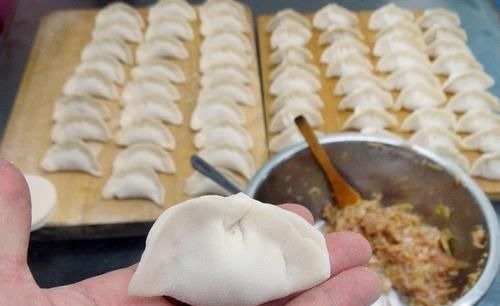 包“荤馅”和“素馅”饺子有什么区别？差别很大，做错饺子不好吃