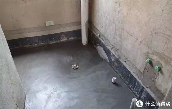 地砖|入住3年才知道，当初卫生间“坚持不穷装”有多明智！