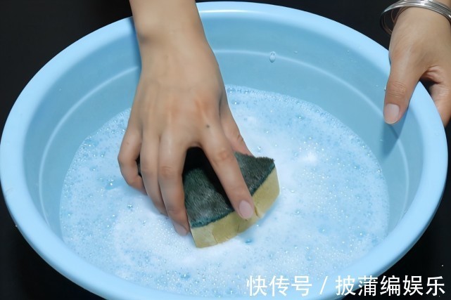 快学学|不管电风扇有多脏，教你不用拆不用擦，几分钟就干净如新，快学学