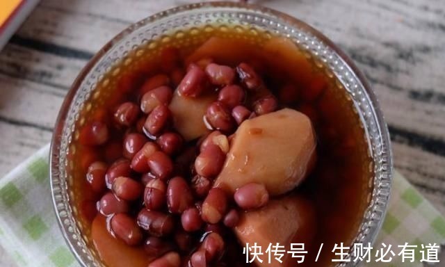 红豆芋头汤|红豆和它同煮，天然“除湿汤”，让免疫力越来越强，皮肤越变越好