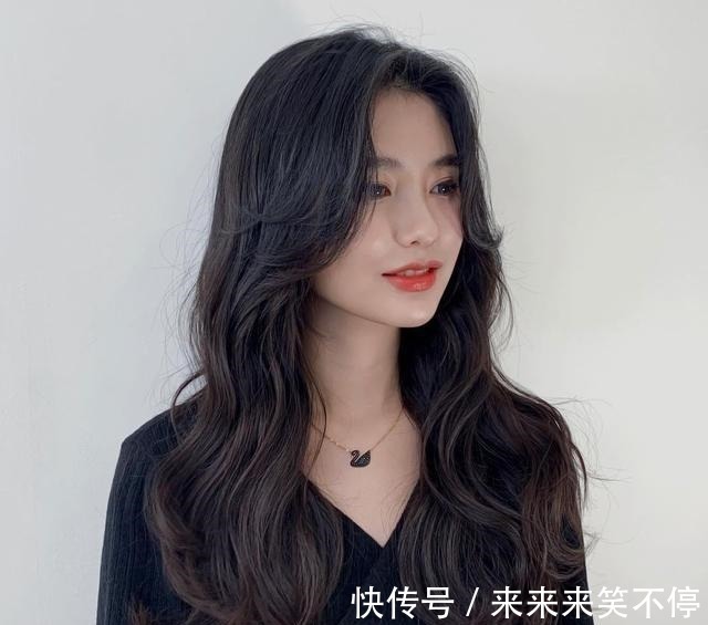 锁骨 “最女神”发型27款,无论直卷都很美,爱美女性都喜欢!