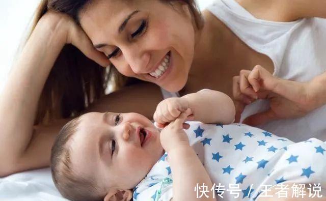 父母|娃快2岁还不会说话，奶奶却责怪父母没给孩子剪舌根，无知者无畏