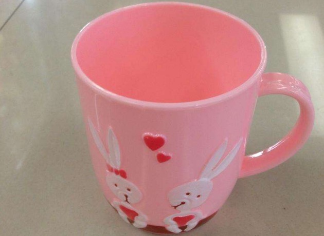 塑料杯好看耐用异味重教你4个妙招除异味，异味再重轻松解决