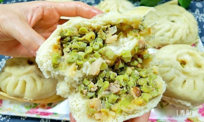 入秋后，黄瓜茄子靠边站，抓紧吃此菜，蒸包子吃鲜嫩营养，特别香