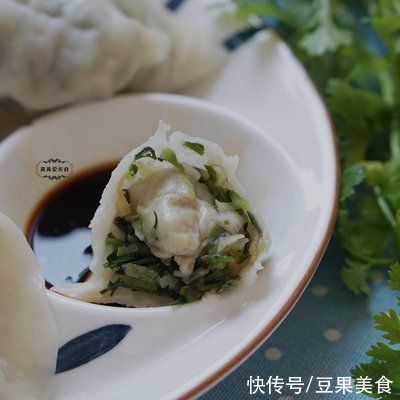  萝卜丝|萝卜丝荠菜海蛎肉饺子