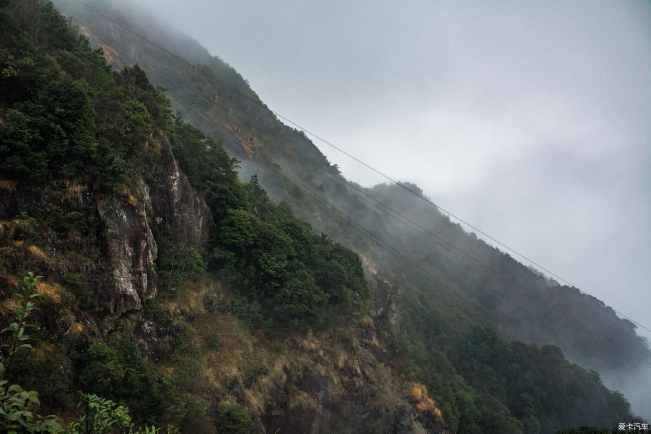 天梯|岭南第一险峰，梦幻金子山！