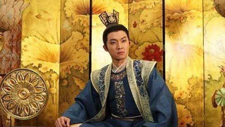 武则天|武则天被推翻后，侄儿武三思为何能免于被杀，并且祸乱朝堂数年？